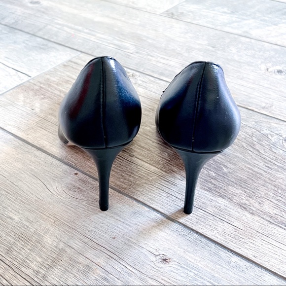 NBW CHINESE LAUNDRY Black Pointed Toe Heels Size 6 - Picture 5 of 7